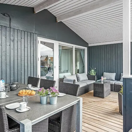 Gorgeous In Hvide Sande With Kitchen Bjerregard